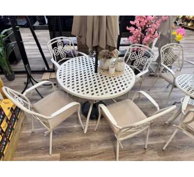 Kirton 4 Chair With Round Table